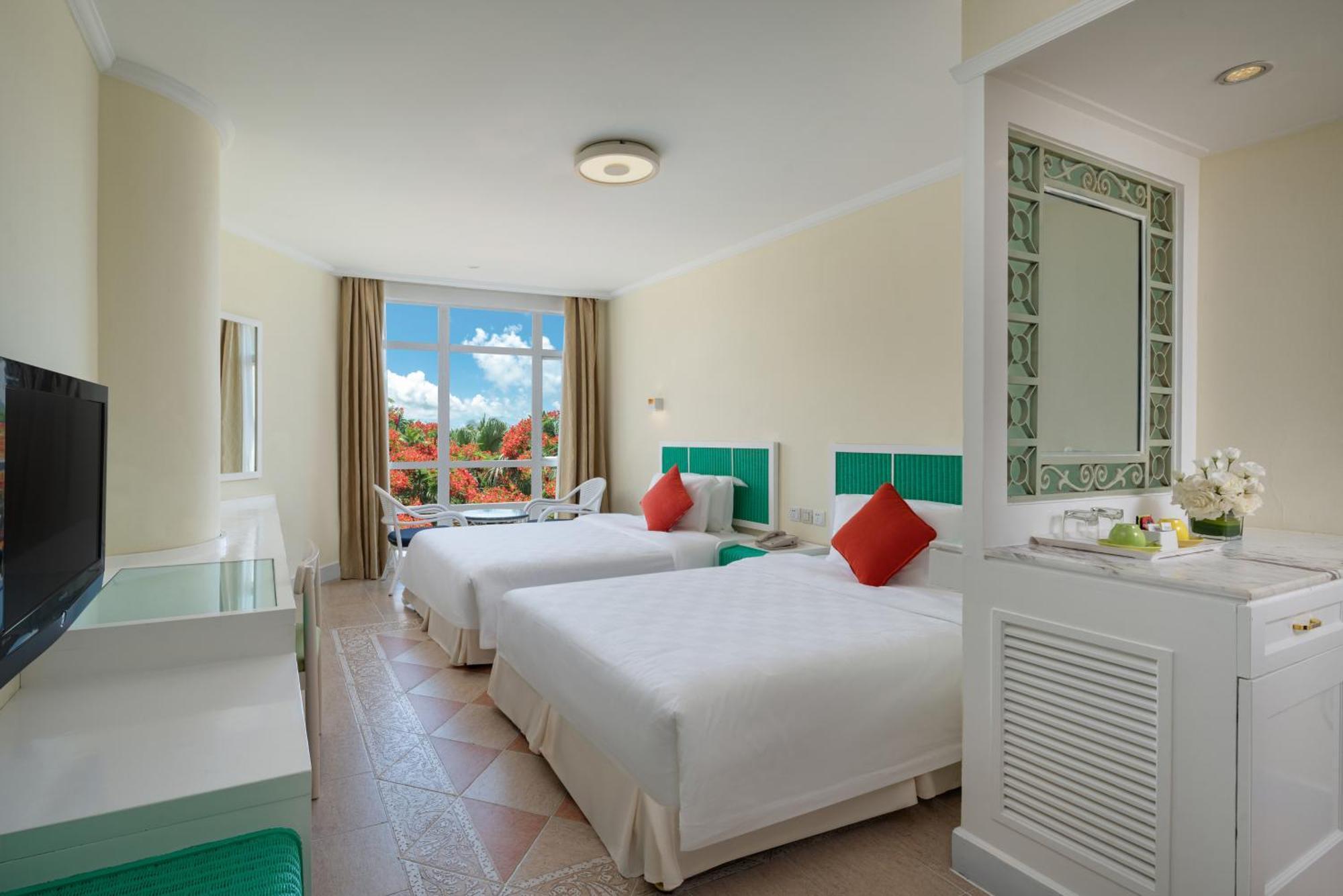 Sunshine Intime 5* Санья